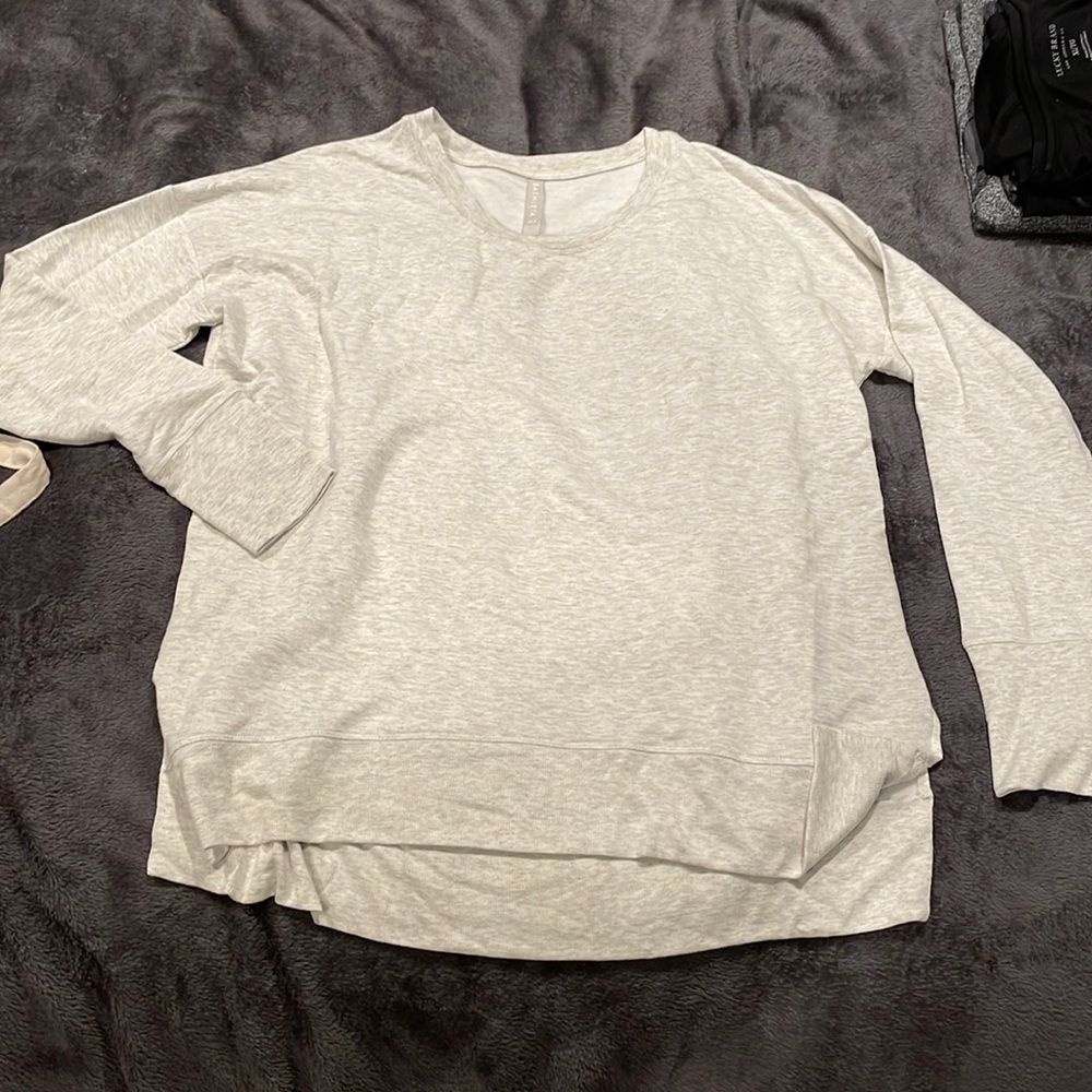 Athleta crew sweatshirt